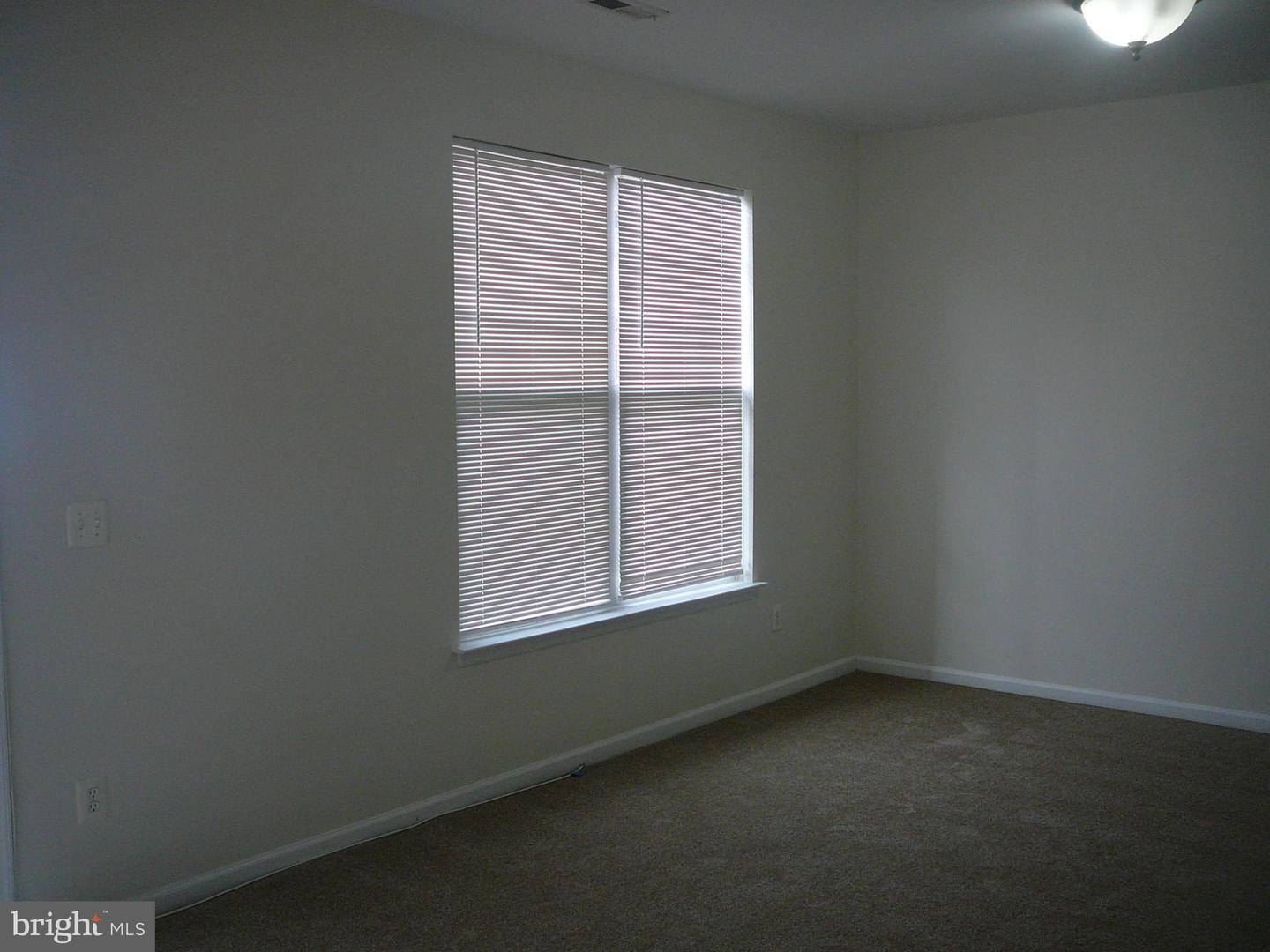 38 Pike Pl Property Photo 35
