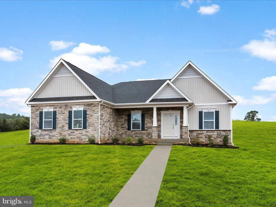 4 HILLSDALE DR Property Photo 1