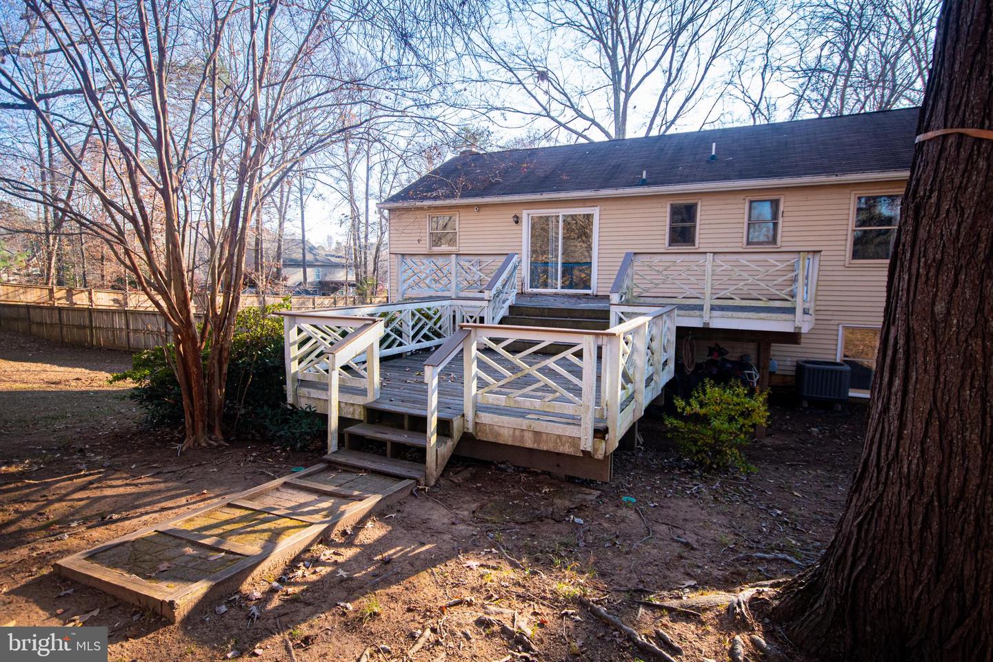 15 Hay Barn Rd Property Photo 4