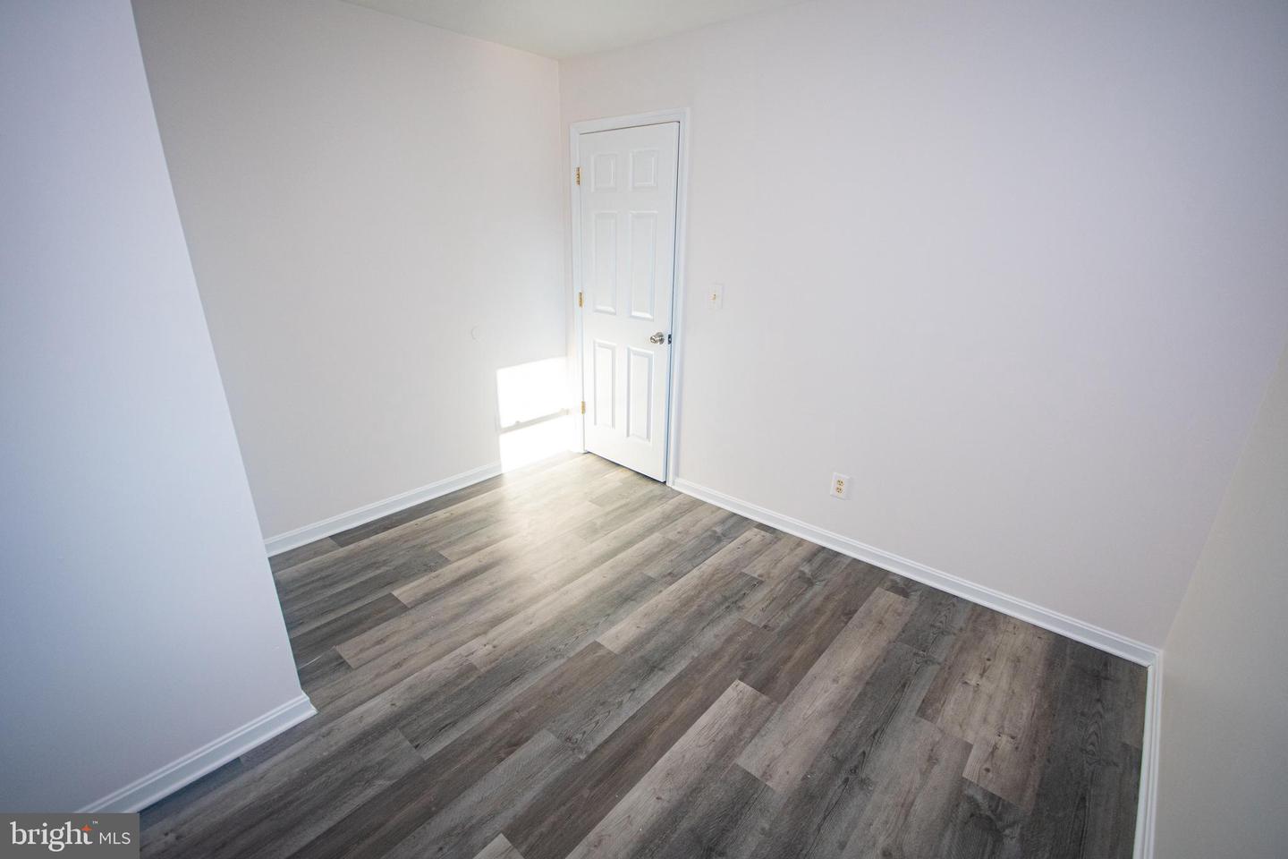 15 Hay Barn Rd Property Photo 13