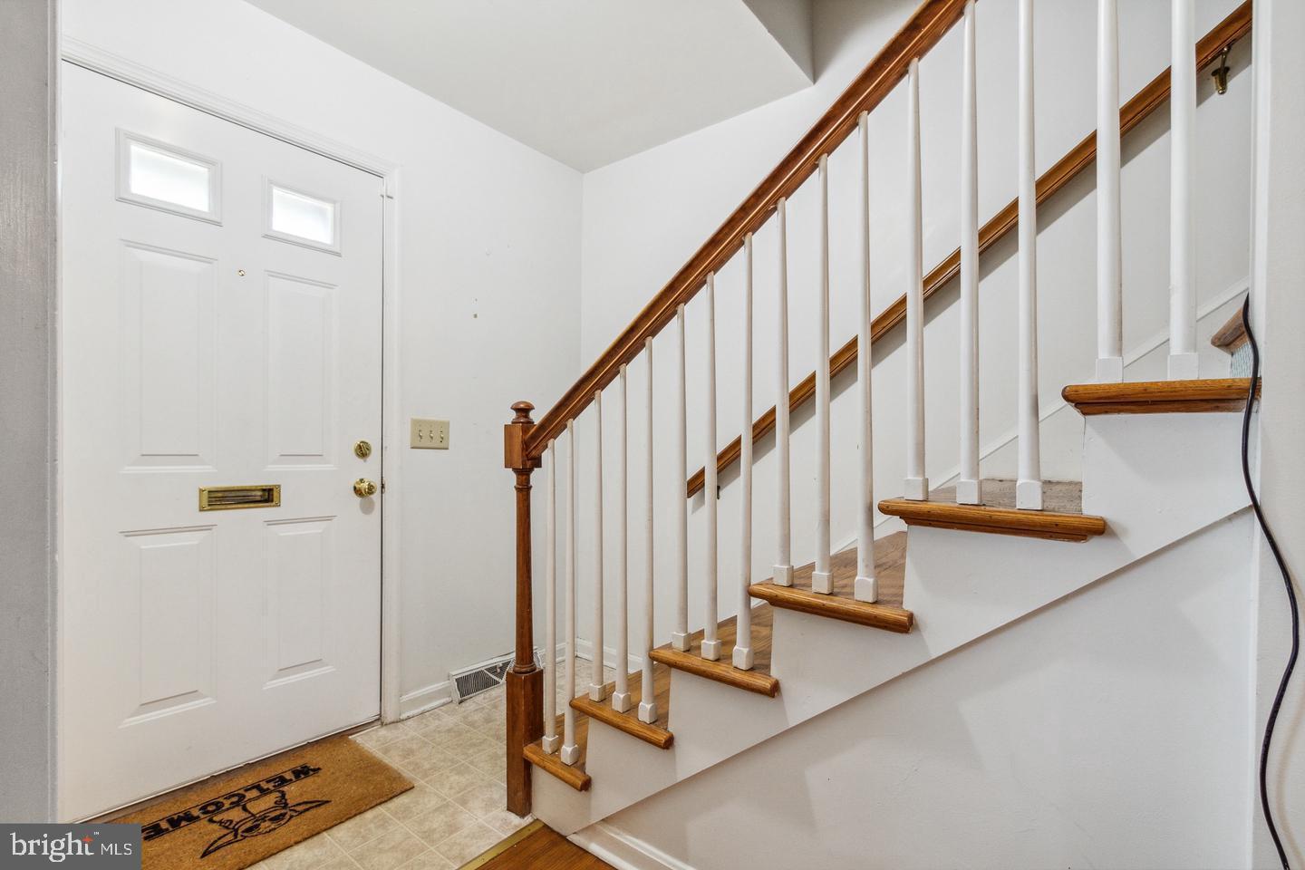 425 Ridgemore St Property Photo 6