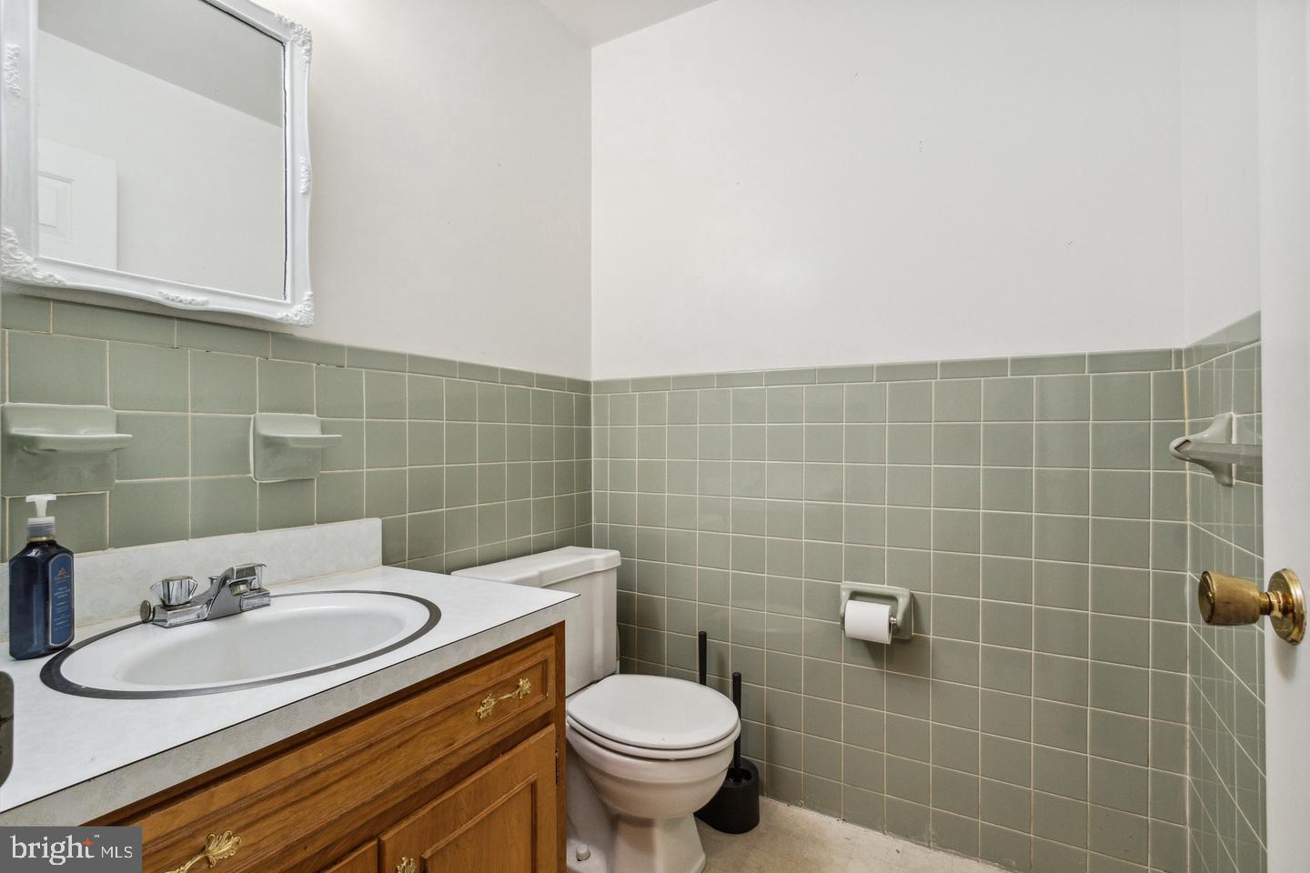 425 Ridgemore St Property Photo 11
