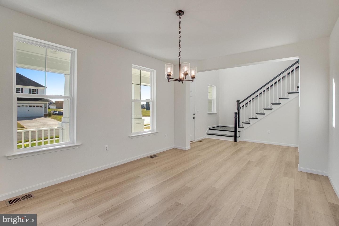 249 Camwood Ct Property Photo 8