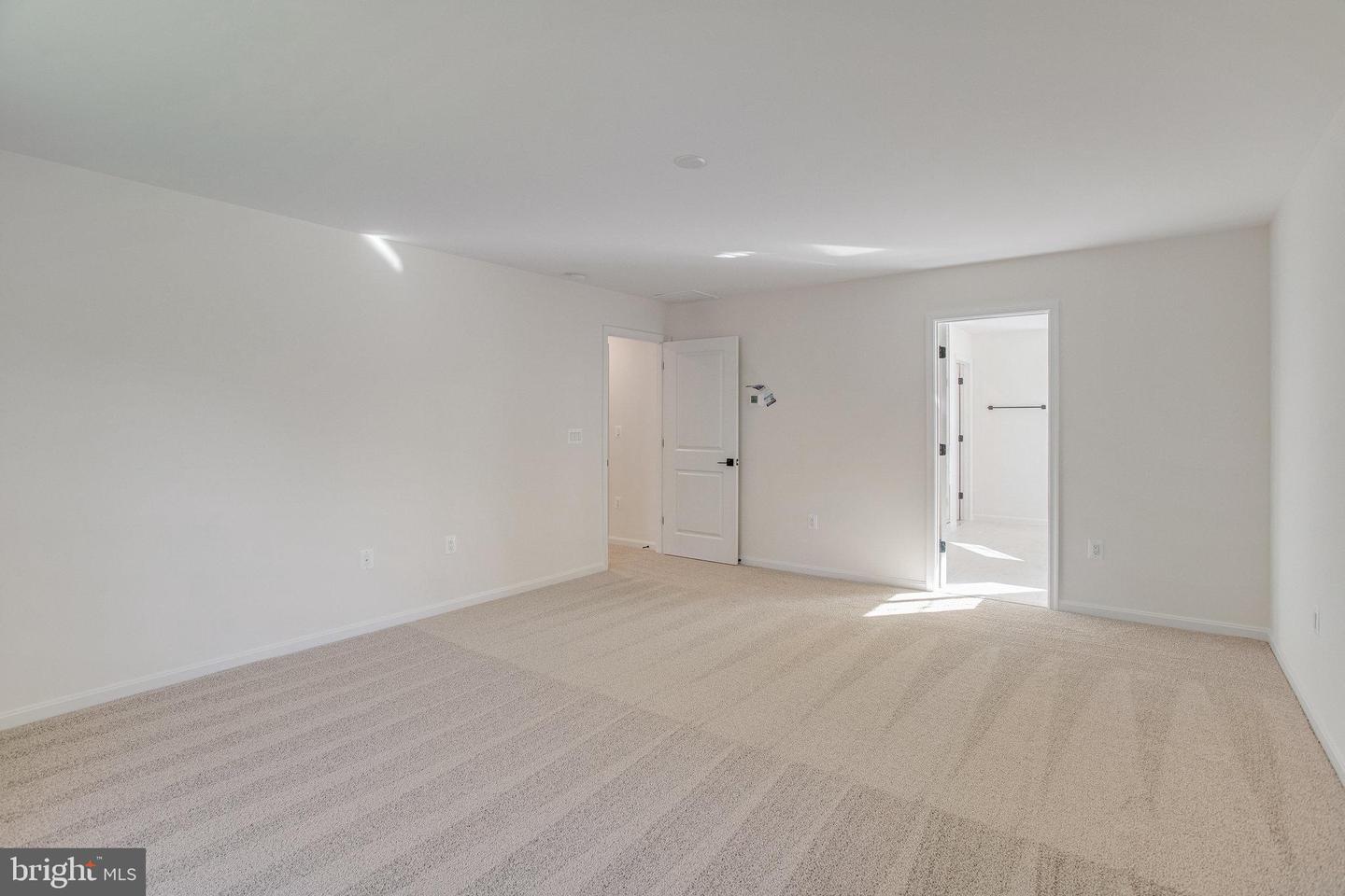 249 Camwood Ct Property Photo 29