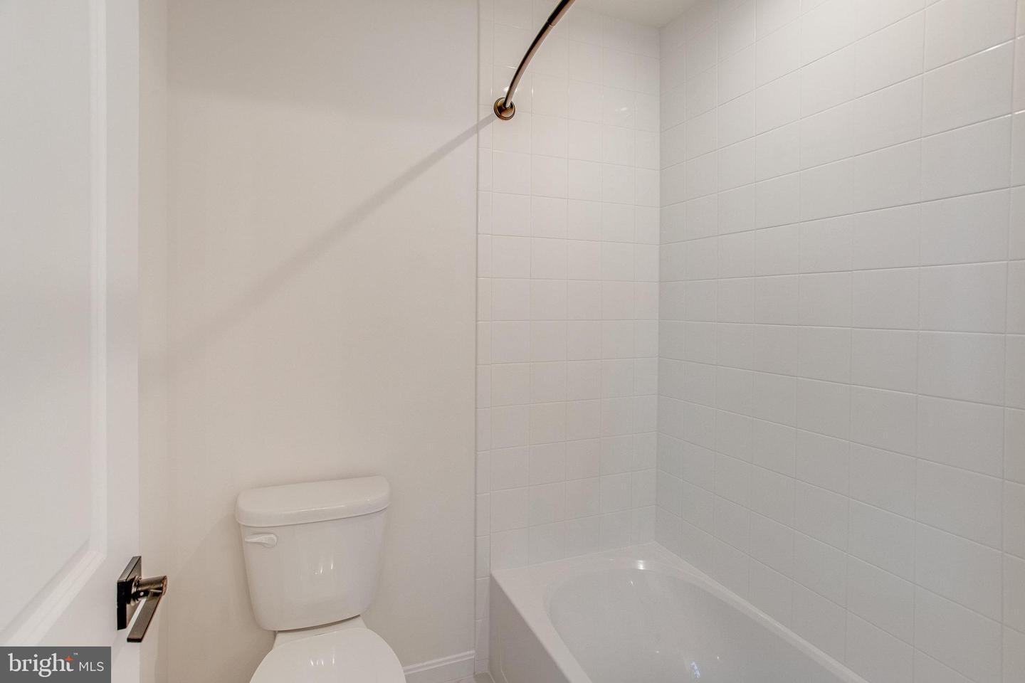 249 Camwood Ct Property Photo 42