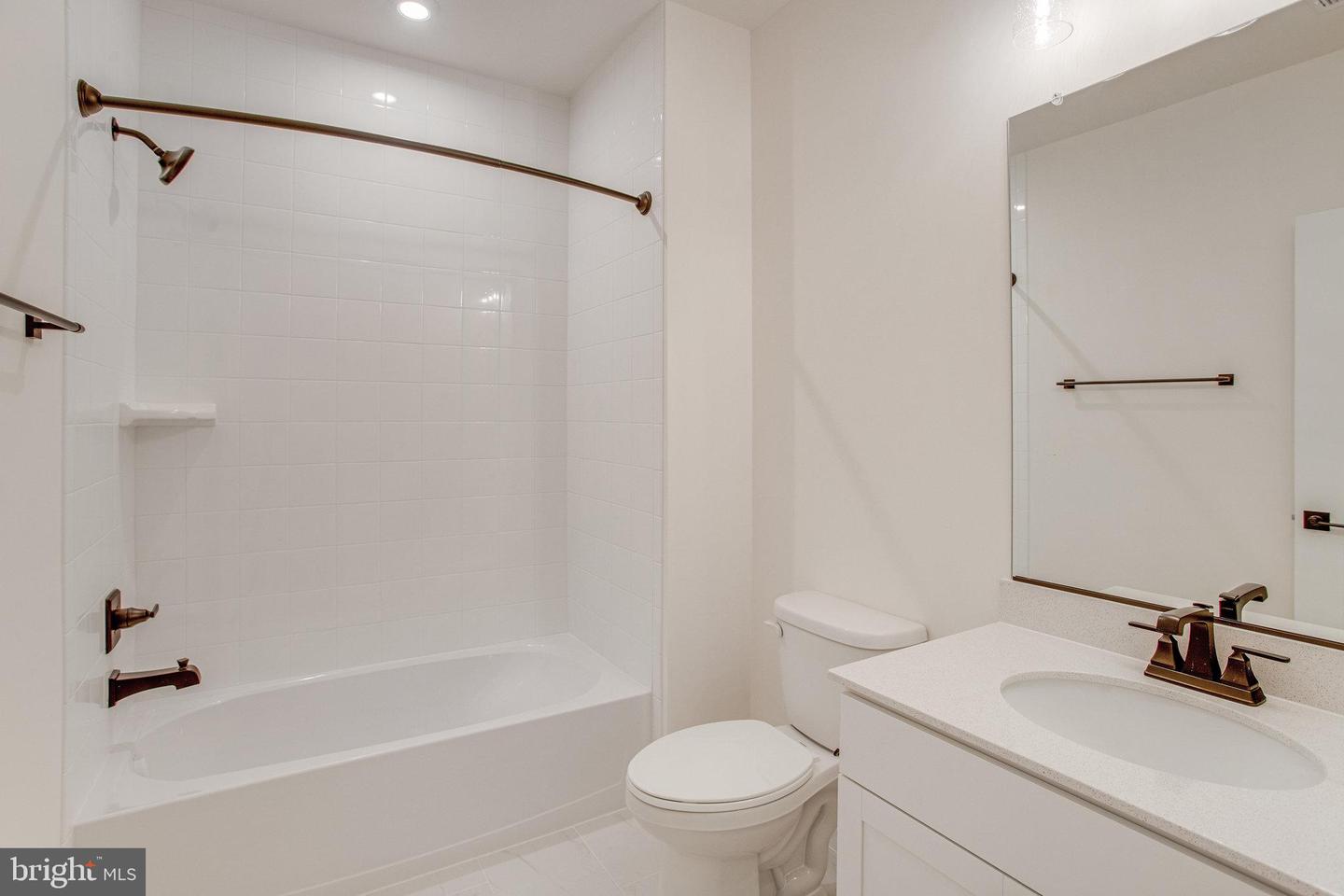 249 Camwood Ct Property Photo 58