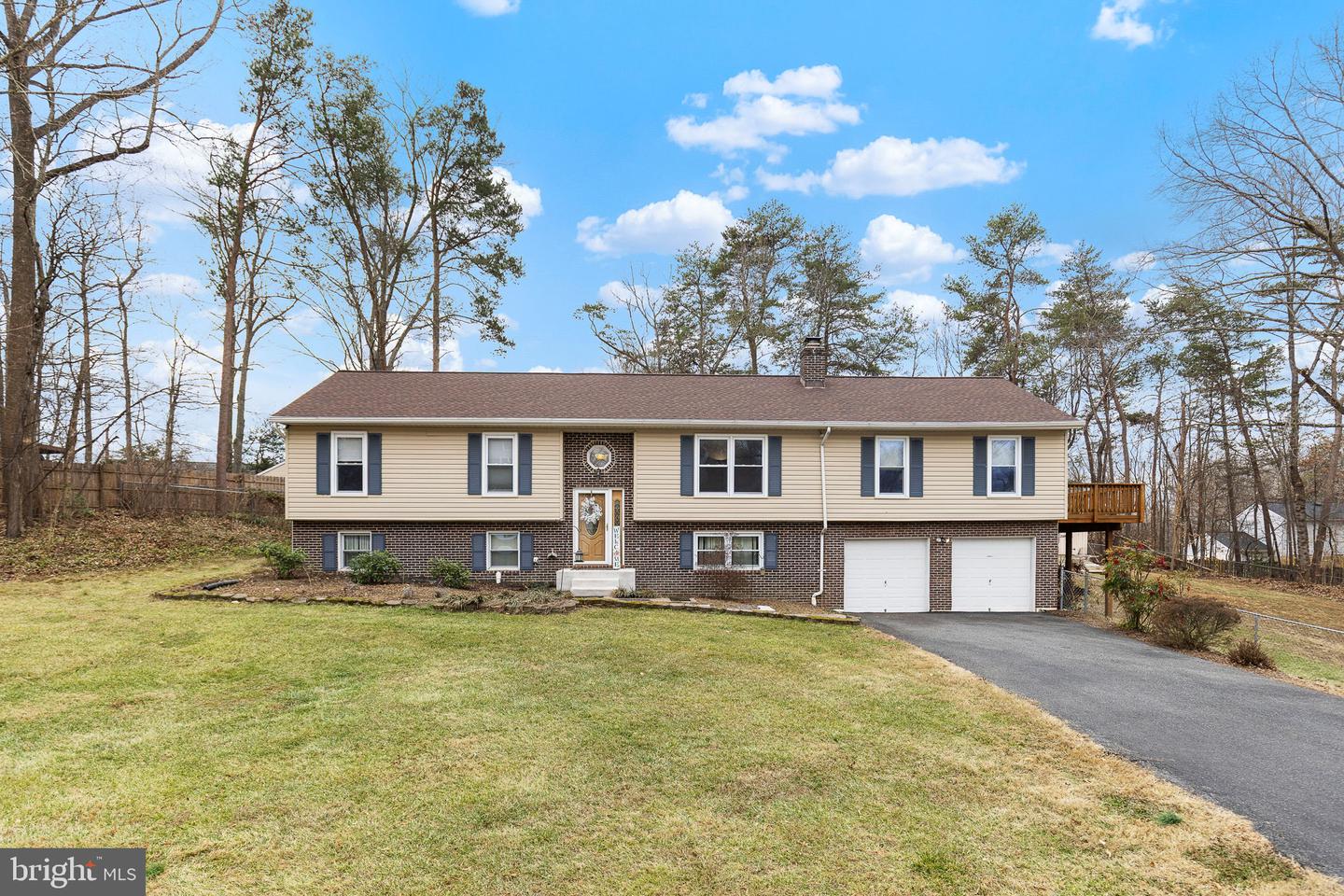 7 Fairfield Ct Property Photo