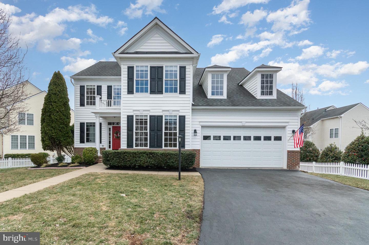 20 Pickett Ln Property Photo
