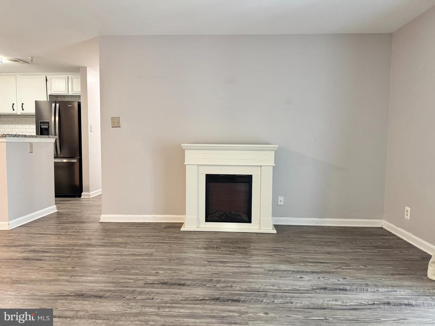 202 Dover Pl #2 Property Photo 6