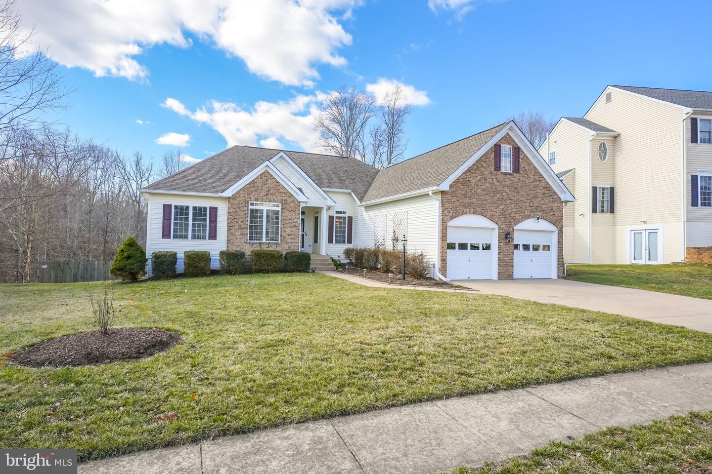6 Cloverleaf Ct Property Photo