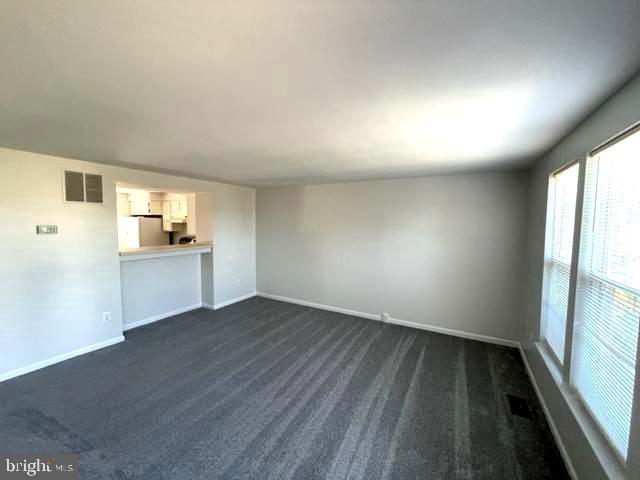 409 Sedgwick Ct Property Photo 6