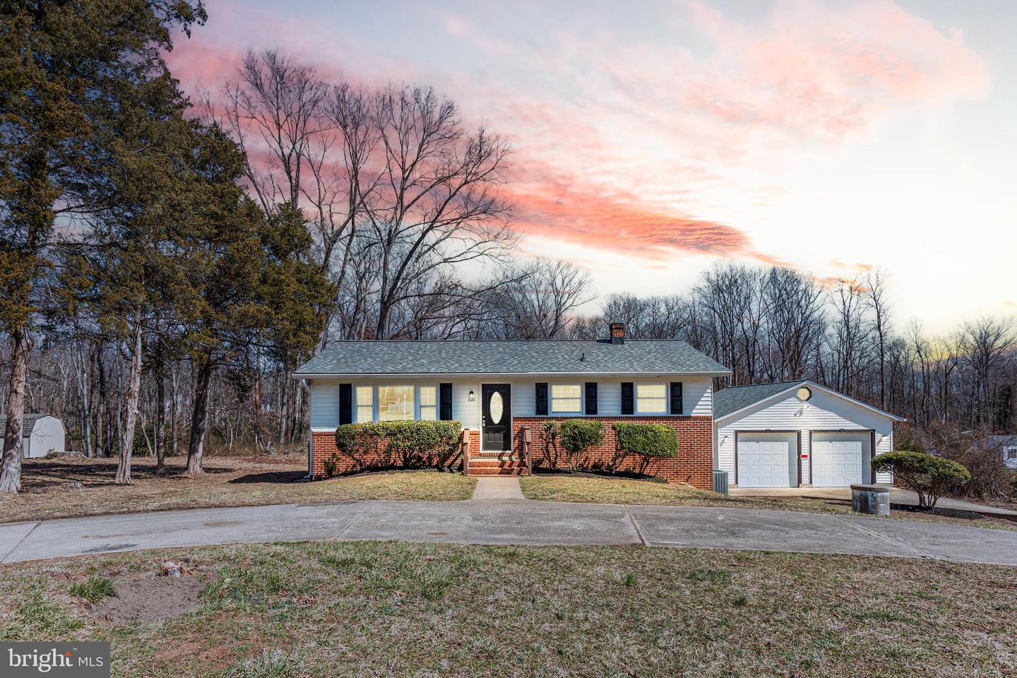 626 Truslow Rd Property Photo