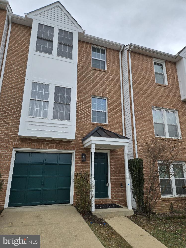 308 Braemar Pl Property Photo