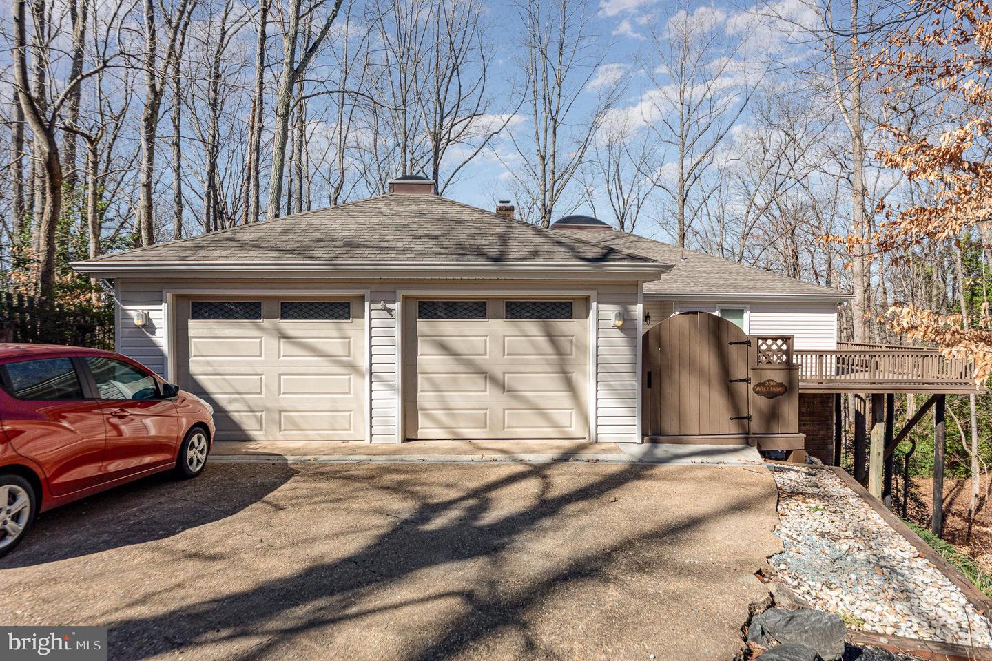 230 Midshipman Cir Property Photo