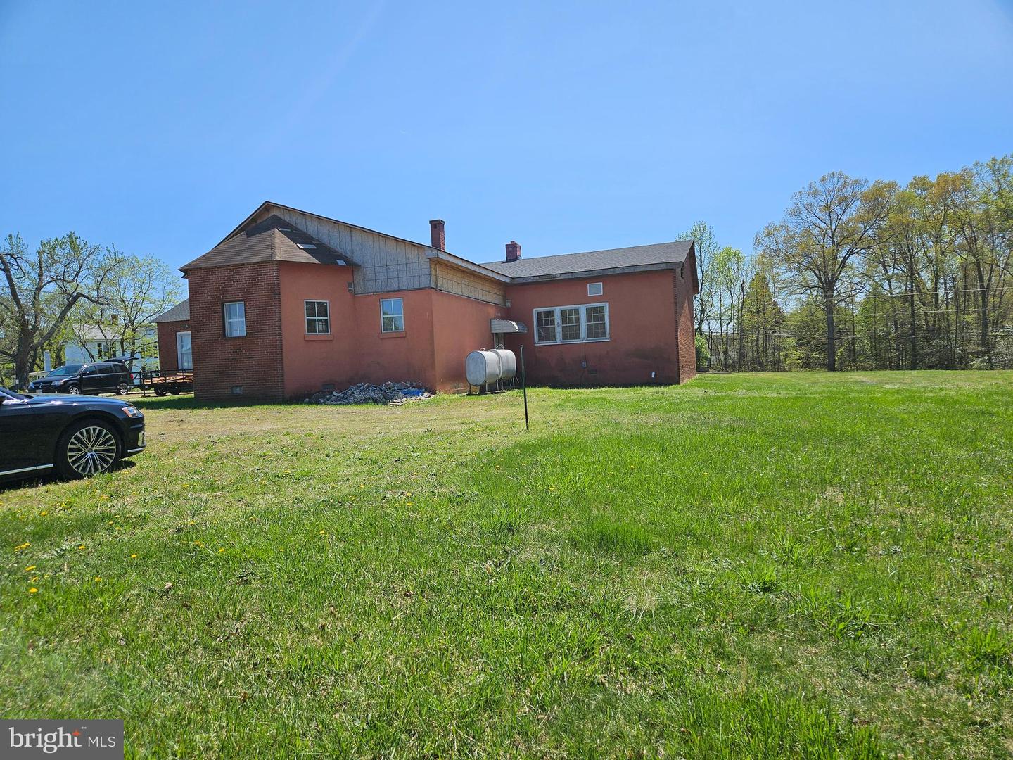 985 White Oak Rd Property Photo 8