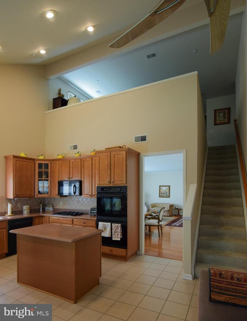 227 Smithfield Way Property Photo 3