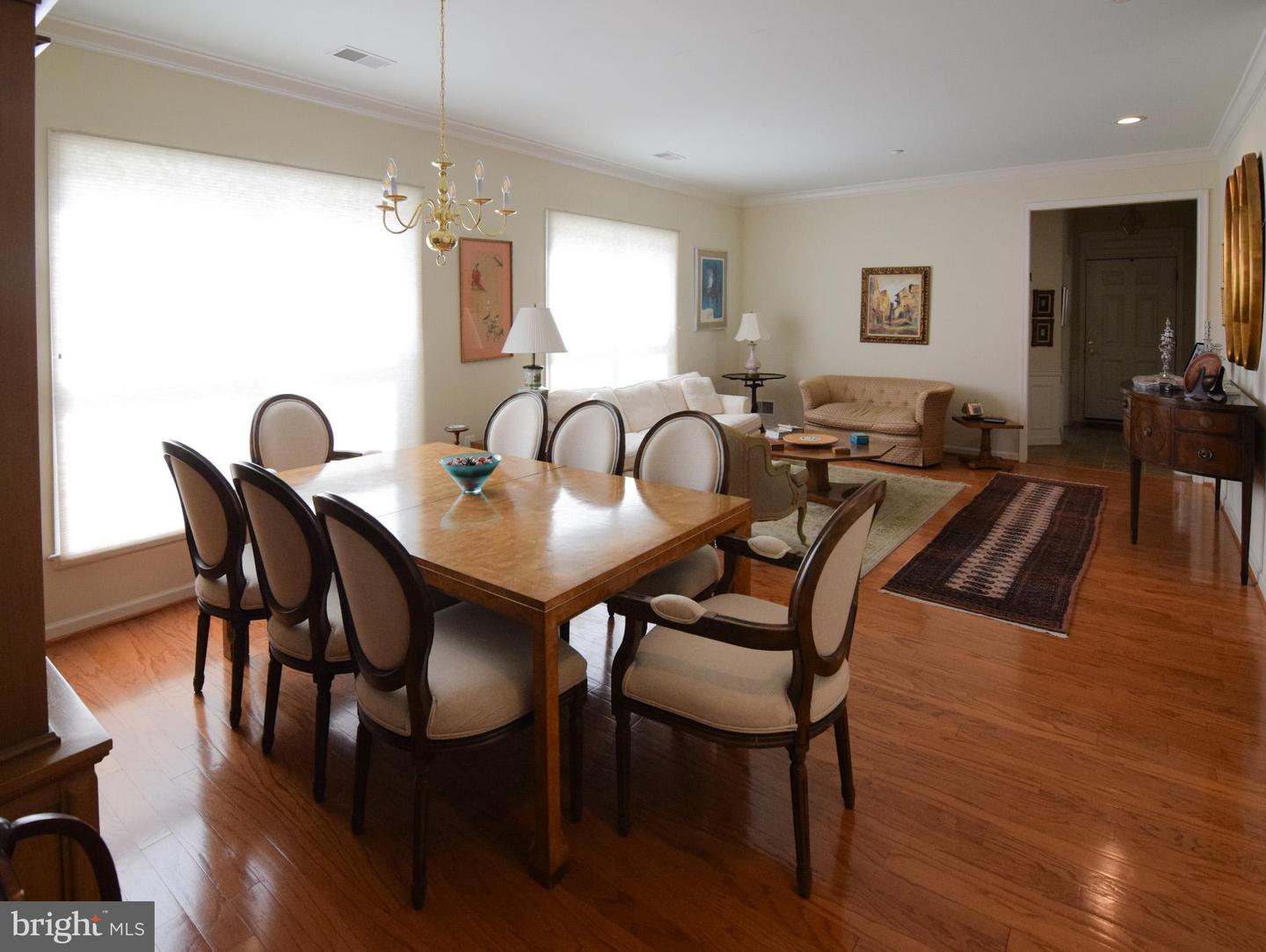 227 Smithfield Way Property Photo 8