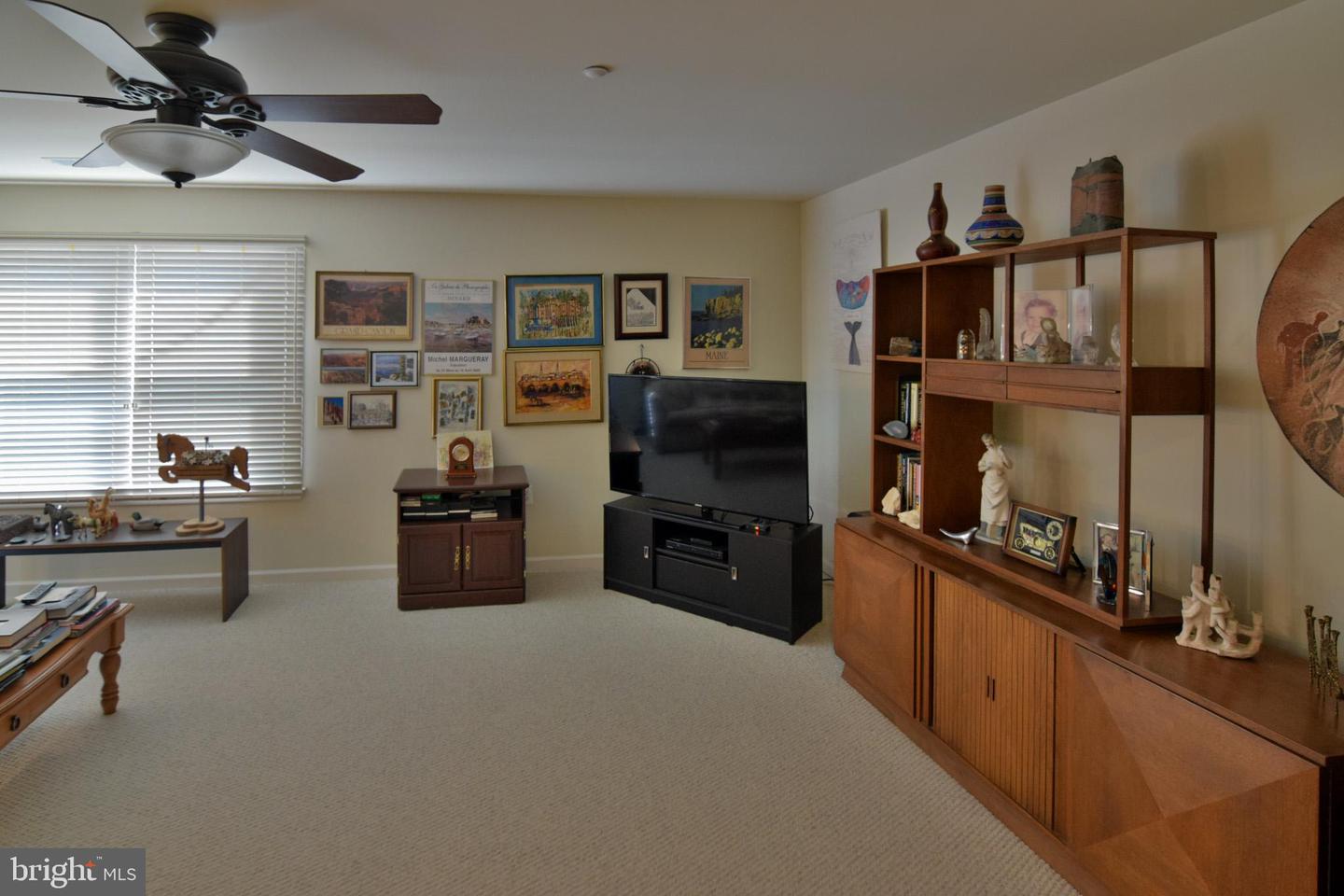 227 Smithfield Way Property Photo 23