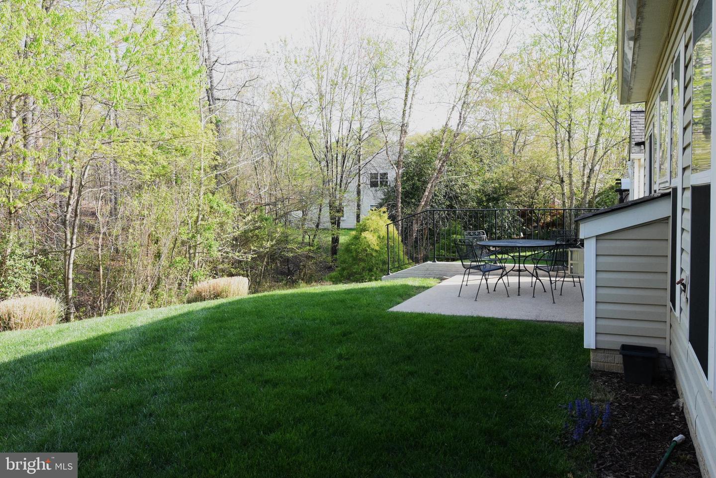 227 Smithfield Way Property Photo 30