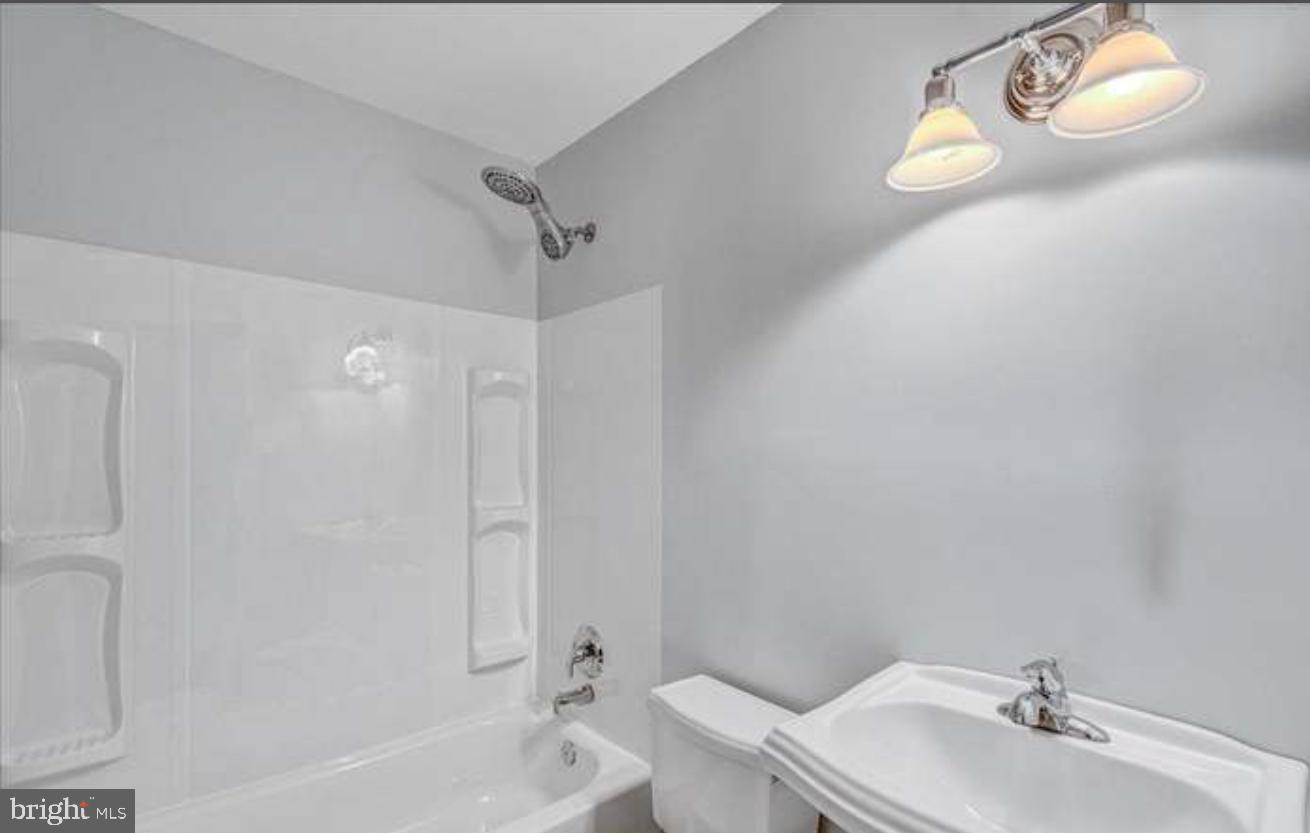 222 Austin Dr Property Photo 19