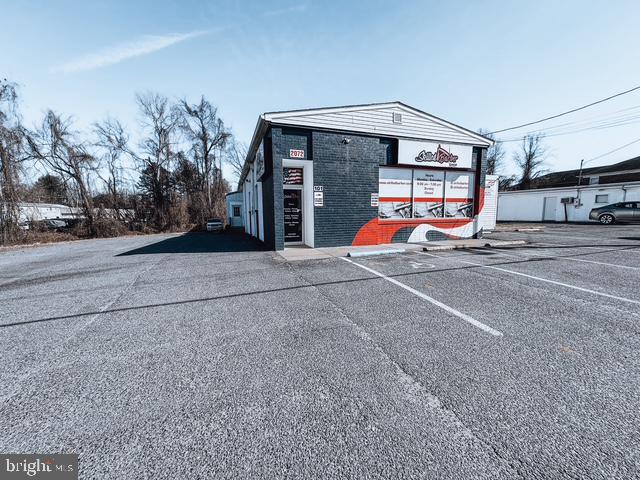 2072 Richmond Hwy Property Photo 5