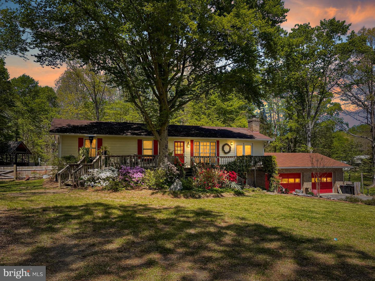 41 Wood Landing Rd Property Photo 1