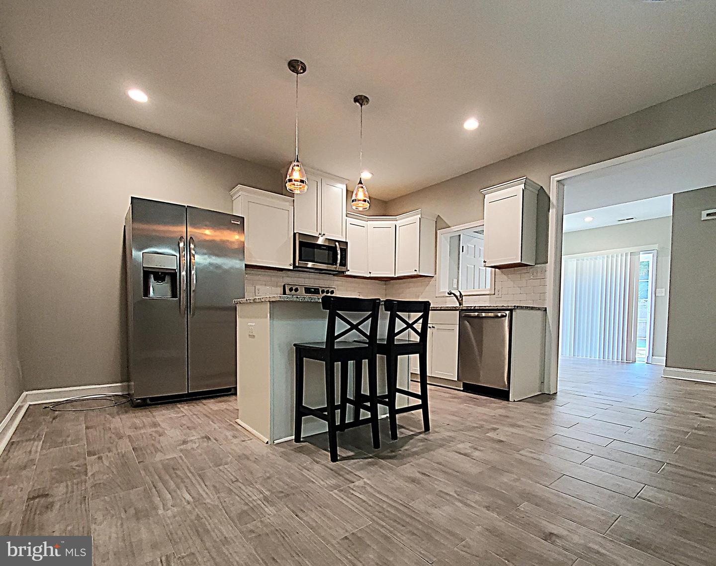 7 Pebble Beach Dr #basement Unit Property Photo 7