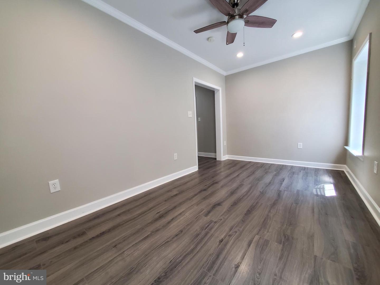 7 Pebble Beach Dr #basement Unit Property Photo 11