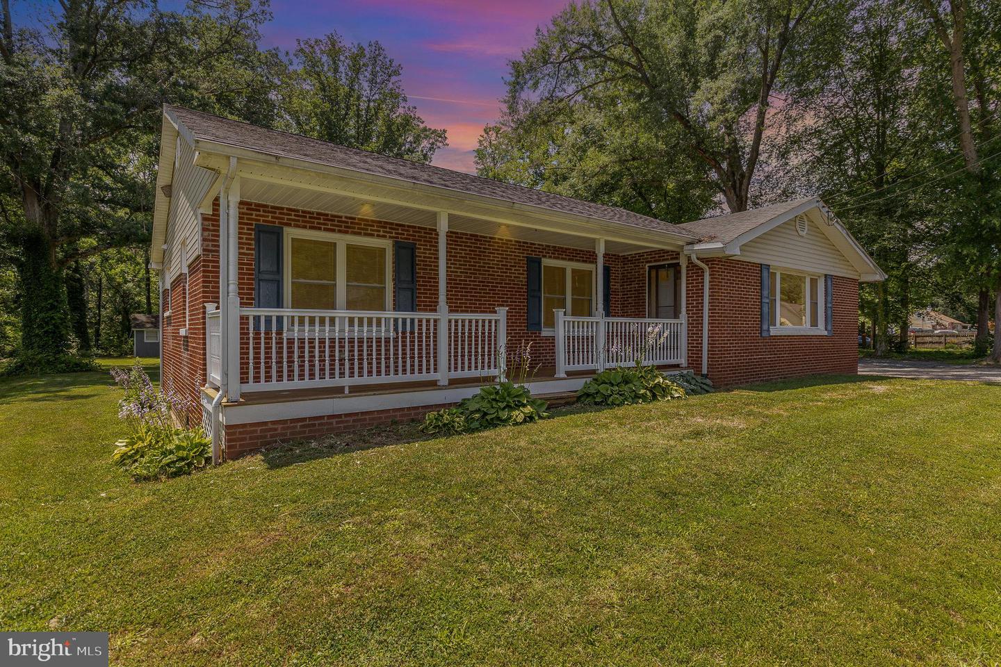 63 Kelley Rd Property Photo 1