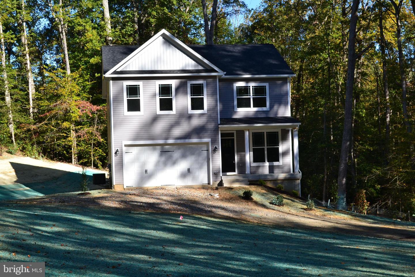 4 MACGREGOR RIDGE RD Property Photo 1