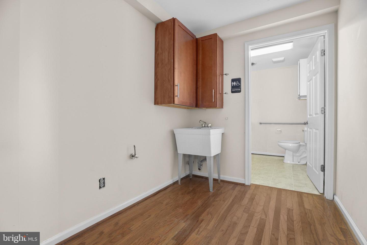 31-unit 107 Friendly Ct Property Photo 16