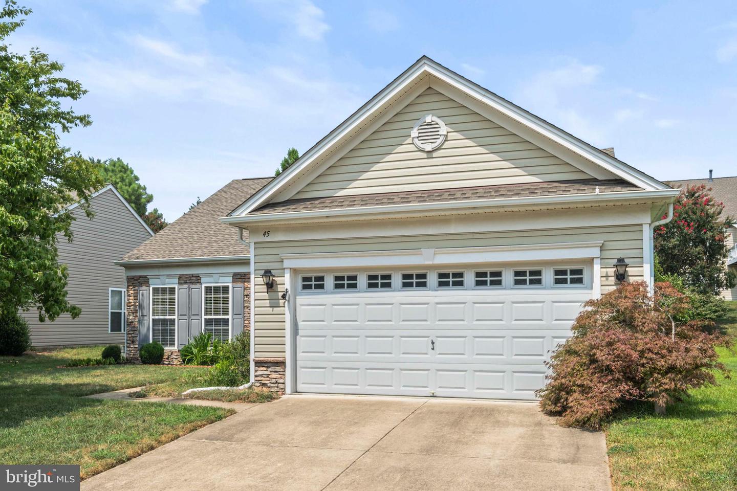 45 Goose Creek Cir Property Photo 1