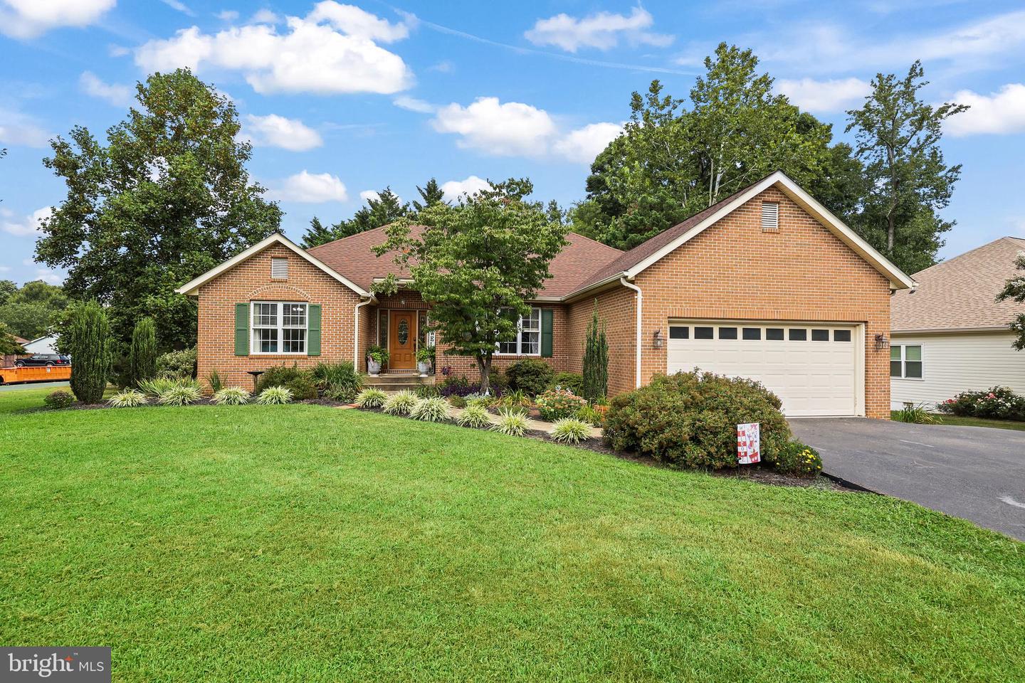 1 Frantz Ct Property Photo 1