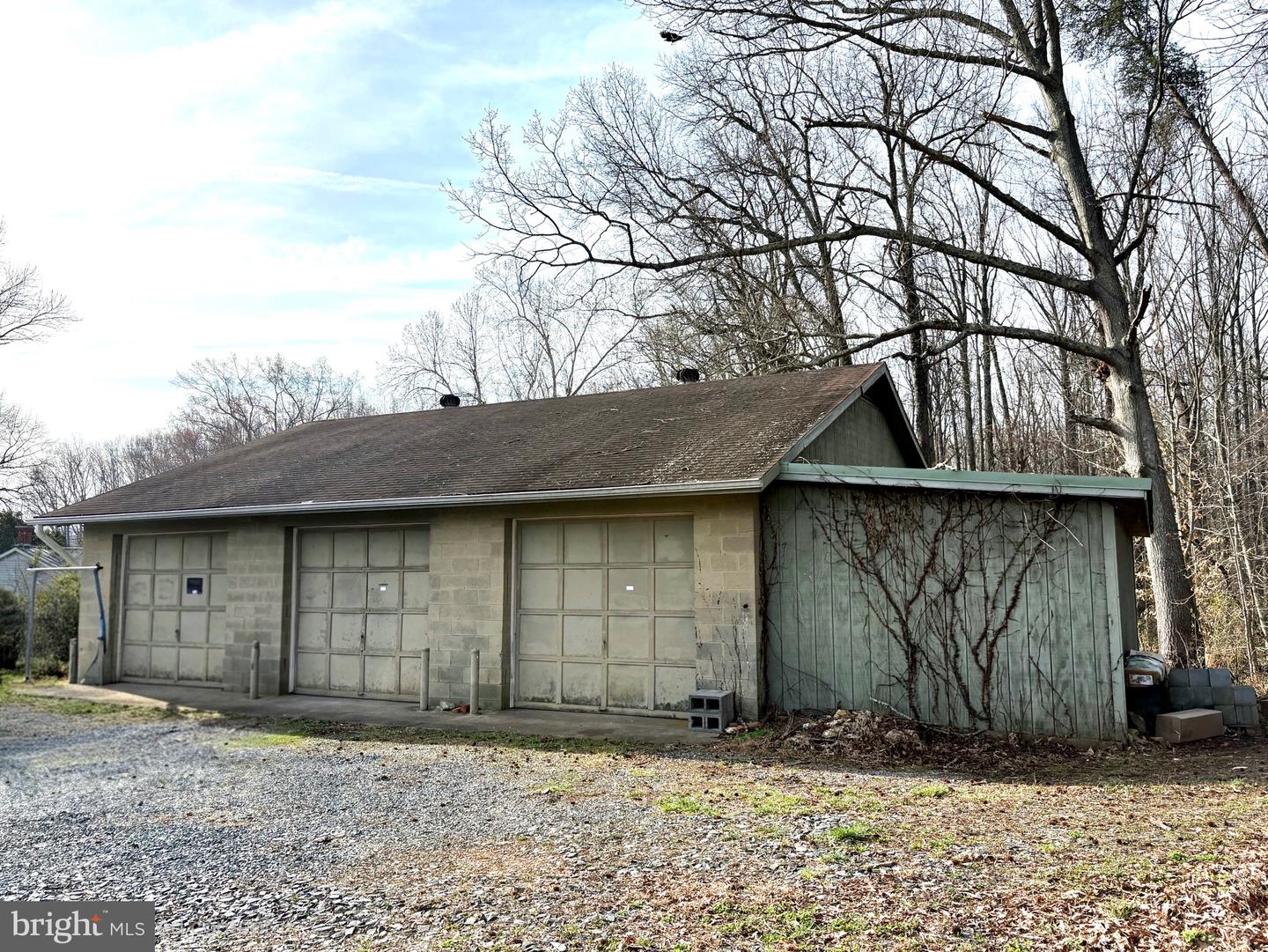 1907 Mountain View Rd Property Photo 4
