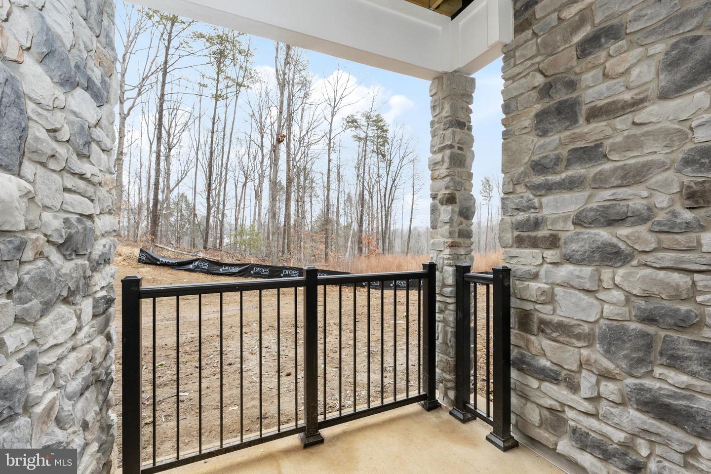 29 Hyssop Way #101 Property Photo 16
