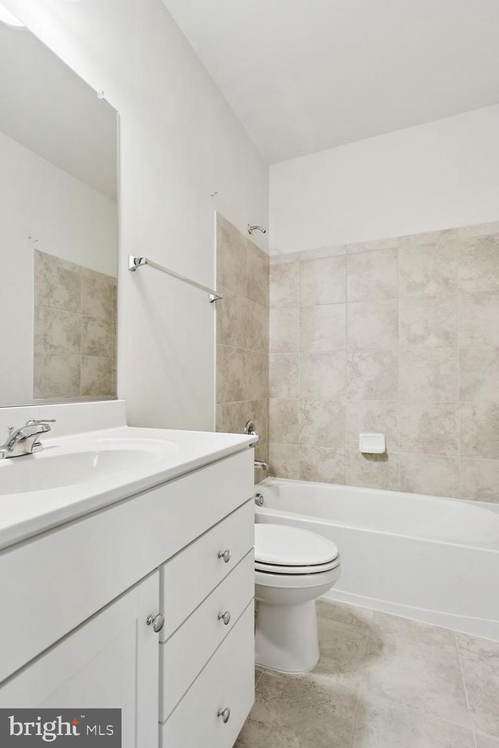 152 Shaded Valley Ct Property Photo 7
