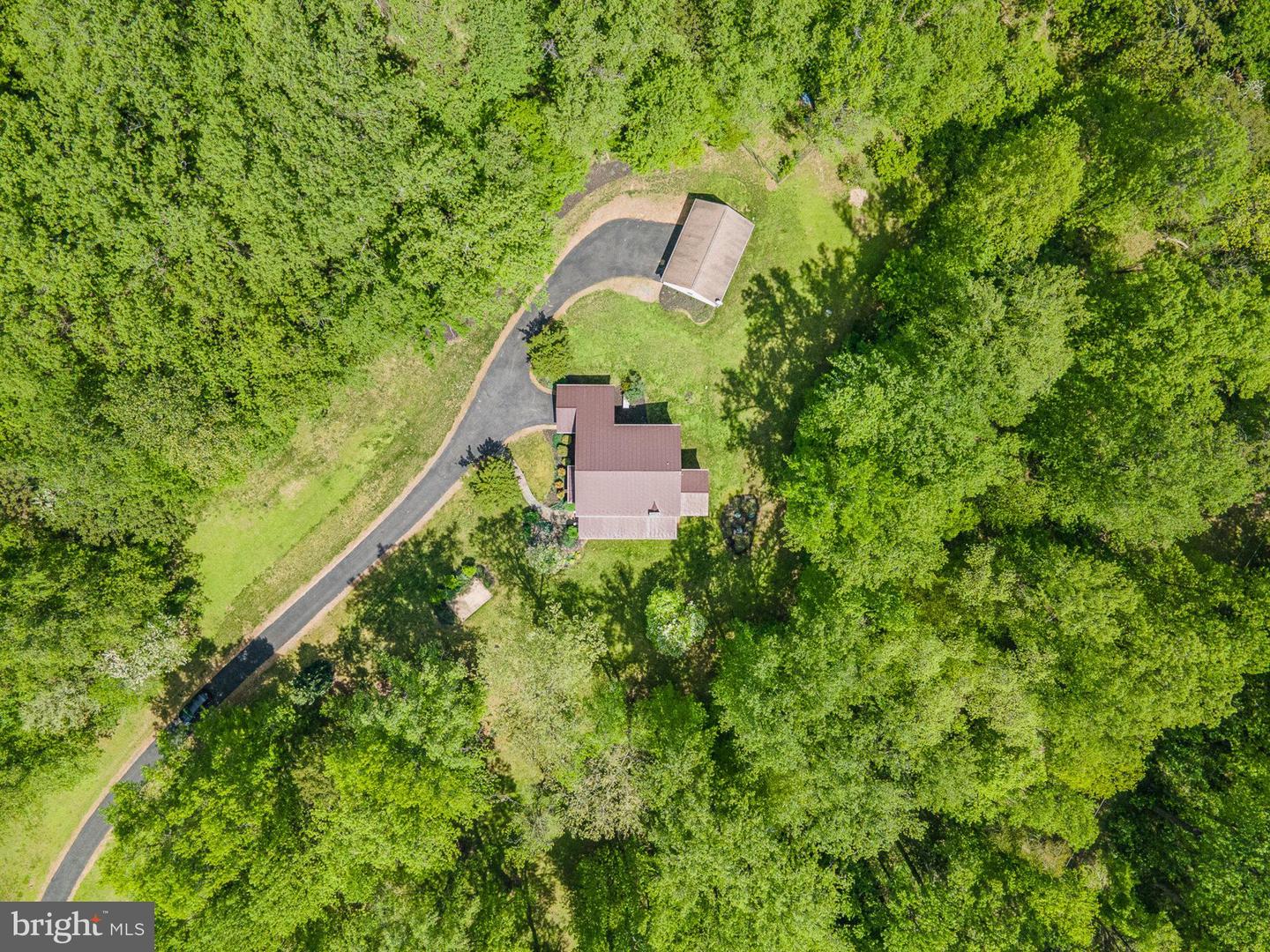121 Marlborough Point Rd Property Photo 42