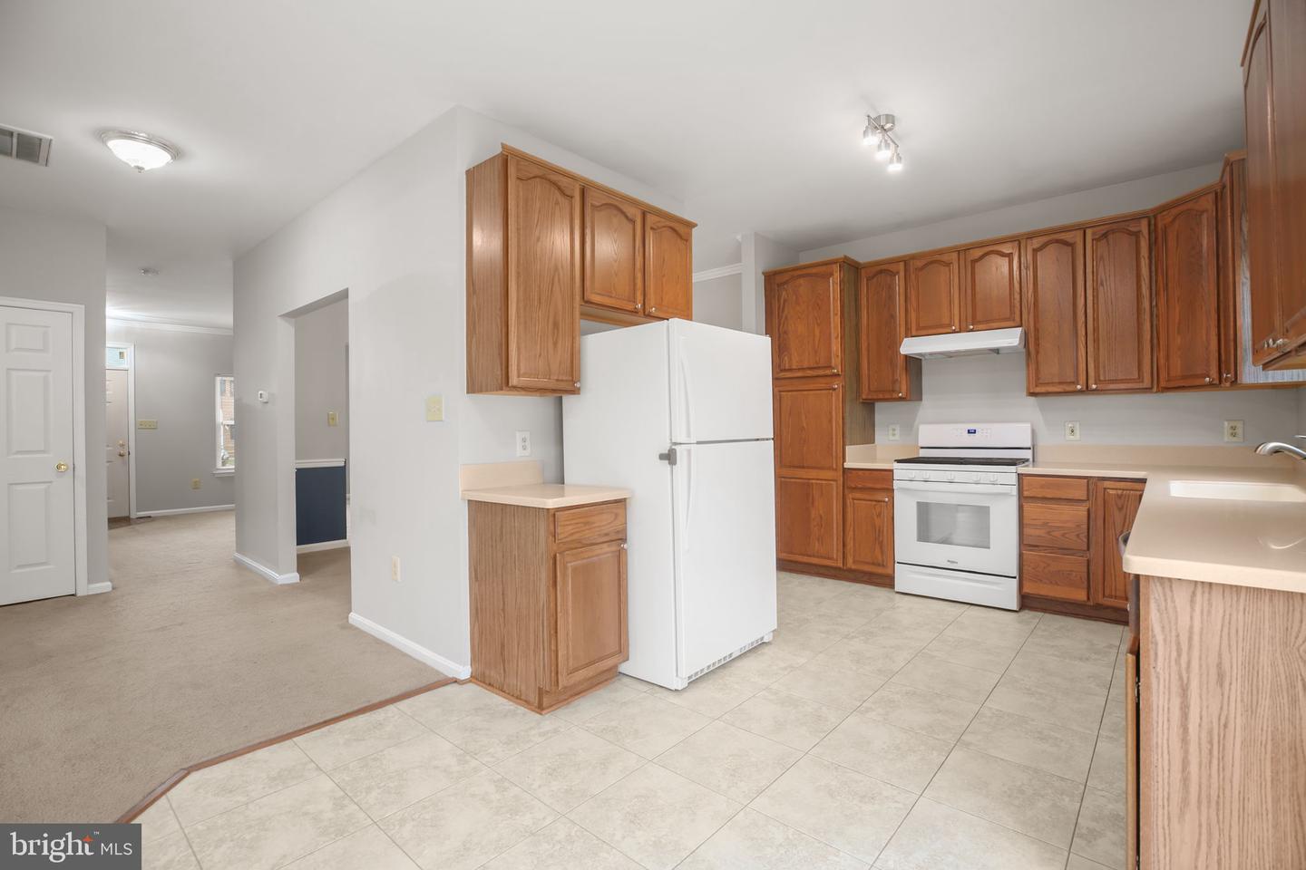 55 Catherine Ln Property Photo 16