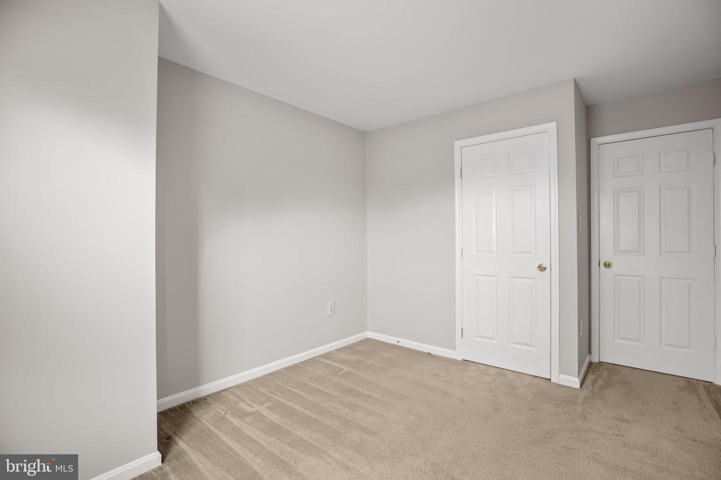 55 Catherine Ln Property Photo 33