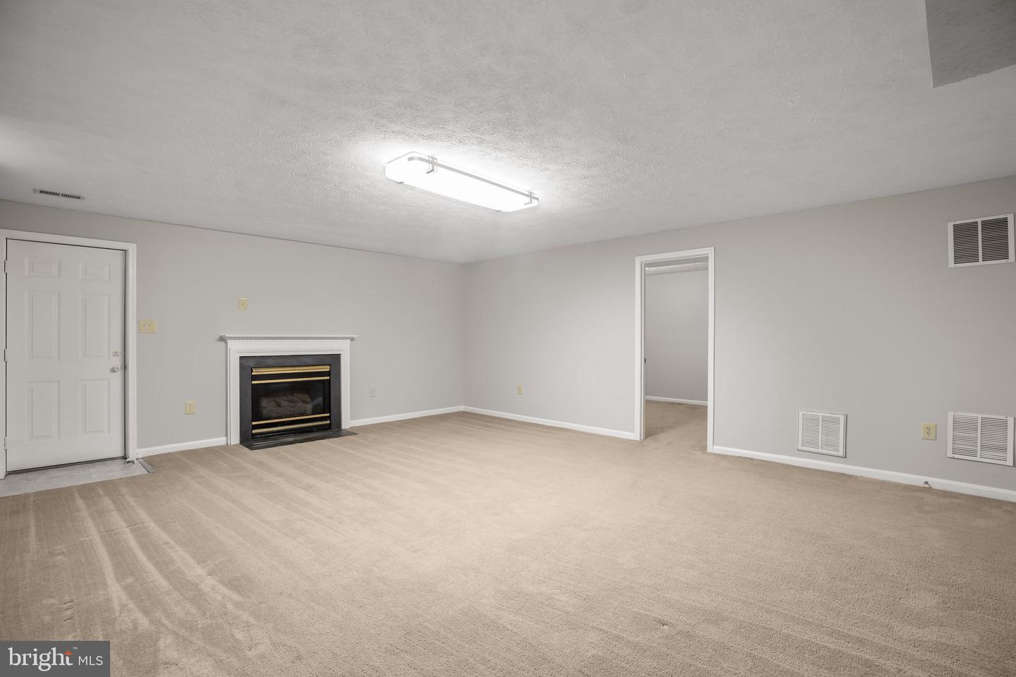 55 Catherine Ln Property Photo 37