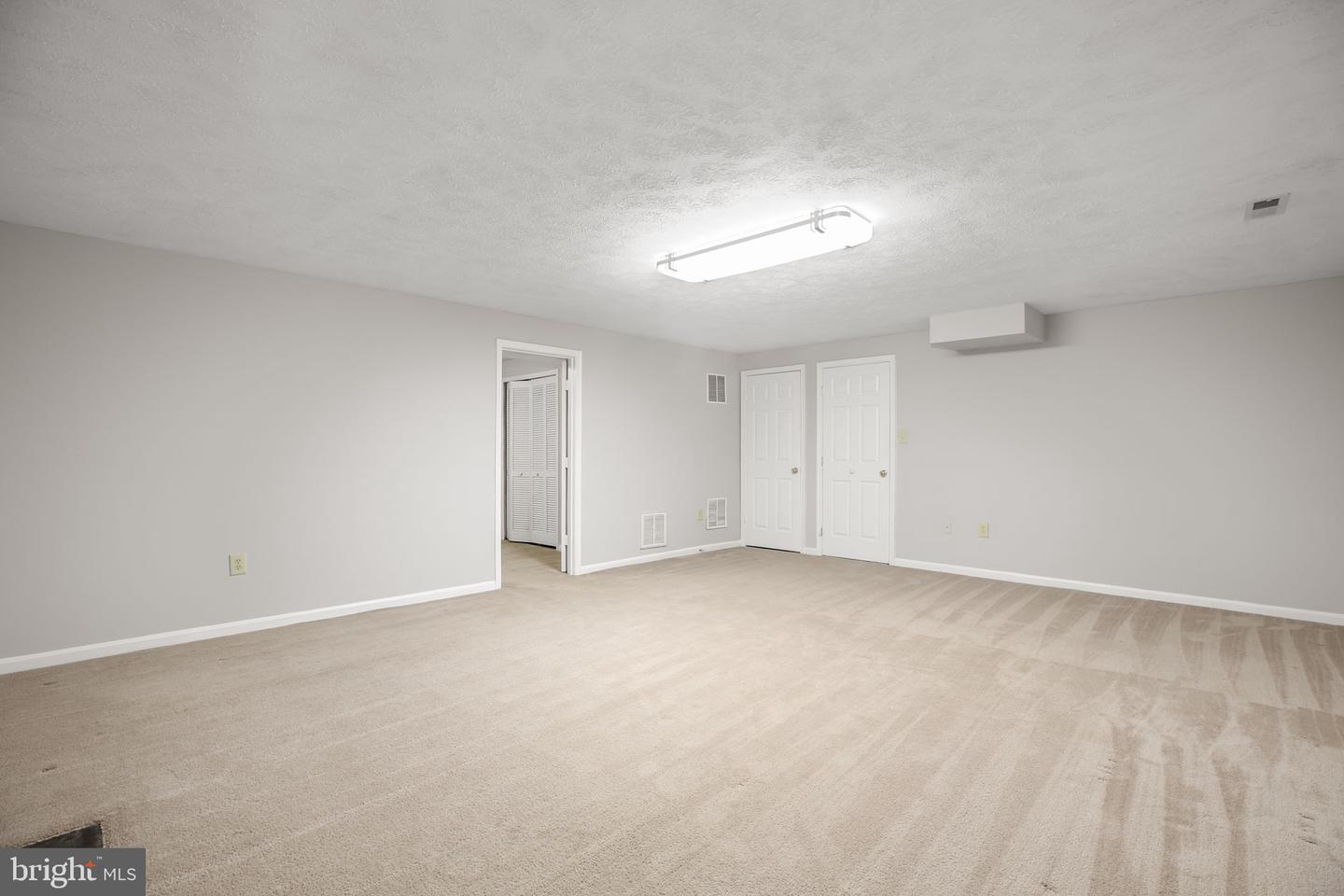 55 Catherine Ln Property Photo 38