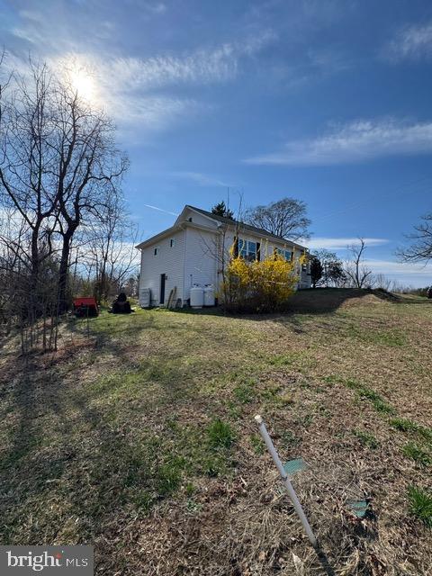 1588 Mountain View Rd Property Photo 2