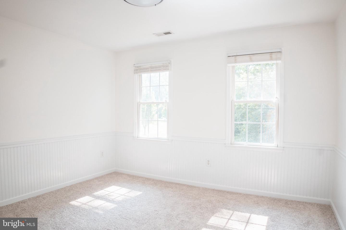 73 Village Grove Rd Property Photo 26