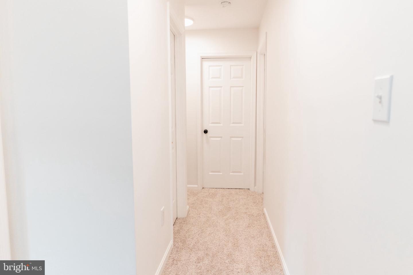73 Village Grove Rd Property Photo 27