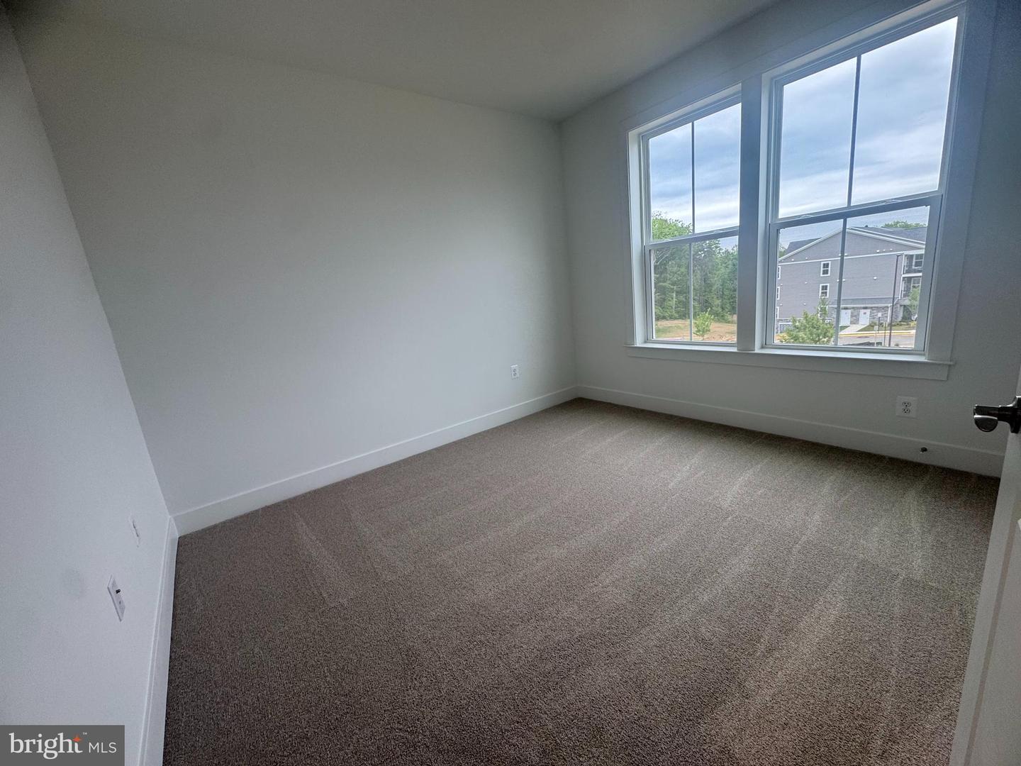 82 Valerian Loop #2 Property Photo 14