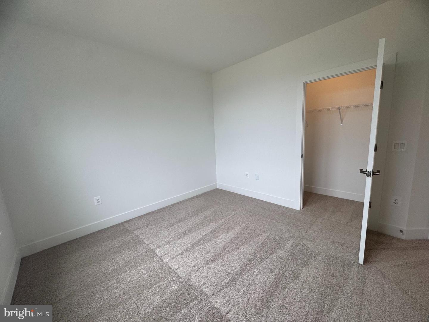 82 Valerian Loop #2 Property Photo 16