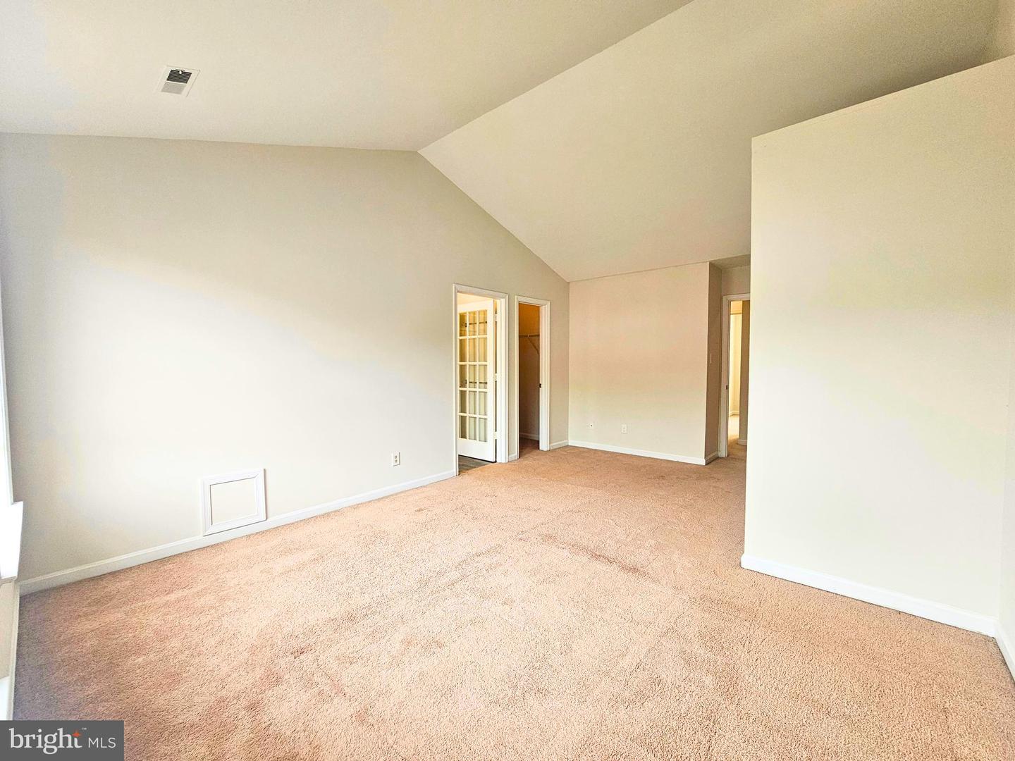 303 Dundee Pl Property Photo 12