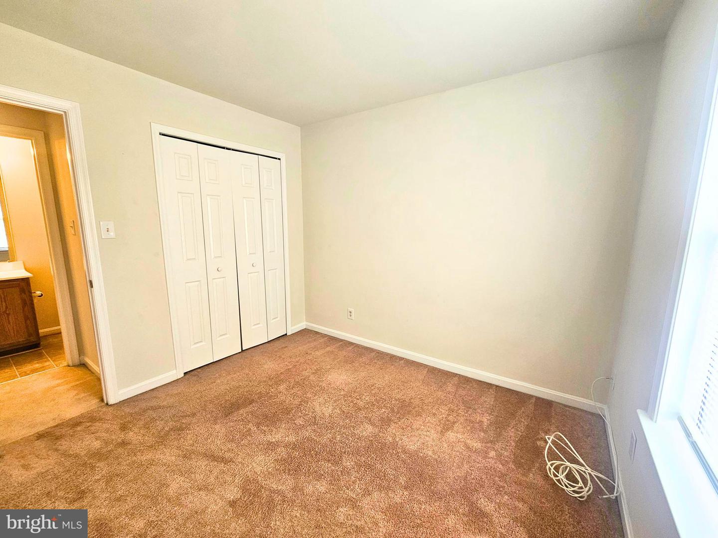 303 Dundee Pl Property Photo 15