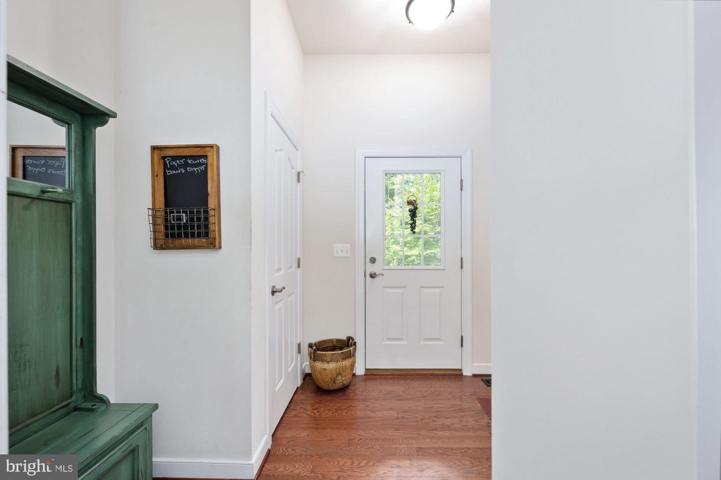 425 Wakerobin Dr Property Photo 46