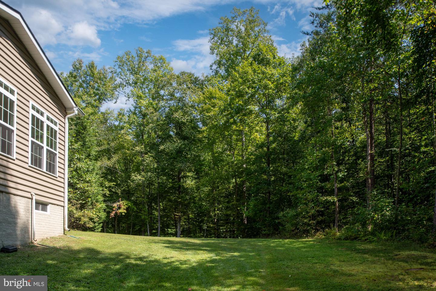425 Wakerobin Dr Property Photo 108